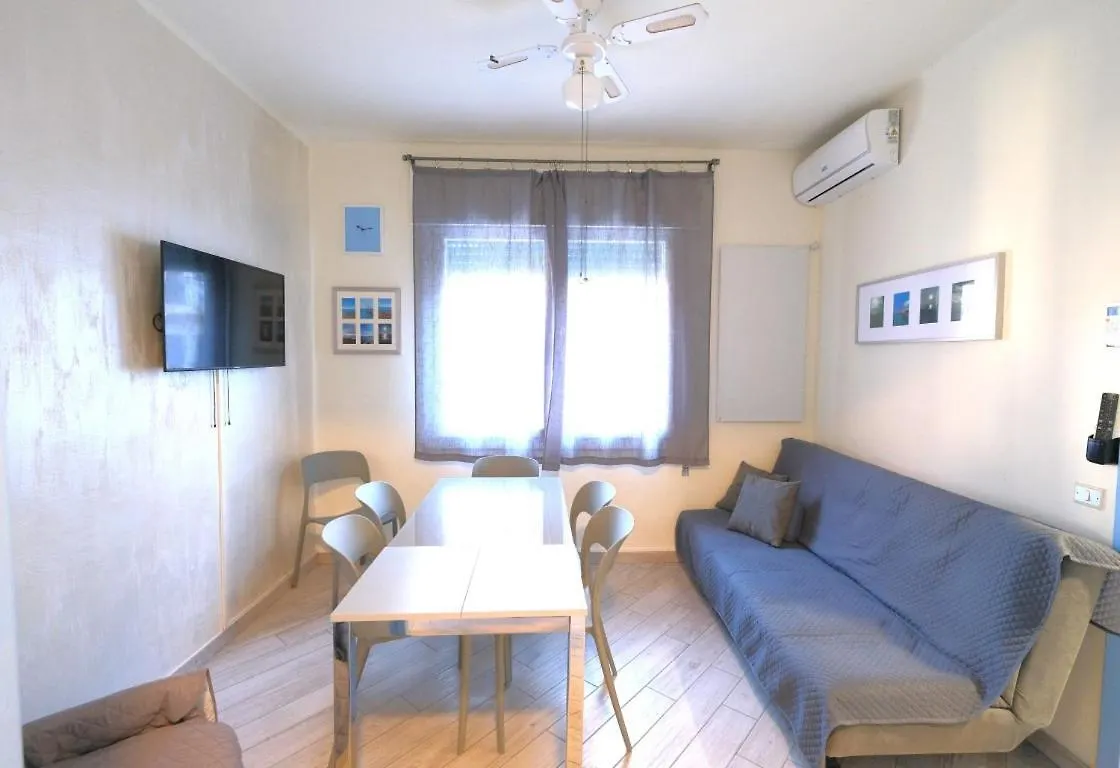 Casa Rossa Tre Camere In Centro Lido di Jesolo Apartmán